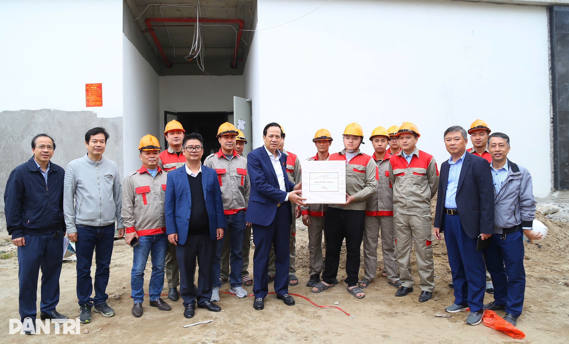 Những ngày làm việc sau cùng đầy ý nghĩa của lãnh đạo, cán bộ Bộ LĐ-TBXH - 14