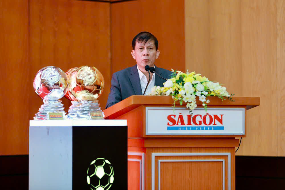 Đề cử Quả bóng vàng Việt Nam: Thủ môn 1,91 m của HAGL có tên, vắng bóng Xuân Son - Ảnh 2.