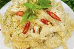 Bộ phận ở con lợn giá siêu rẻ, thậm chí còn được cho không, nhưng lại giàu dưỡng chất, nhiều collagen, tốt cho xương khớp