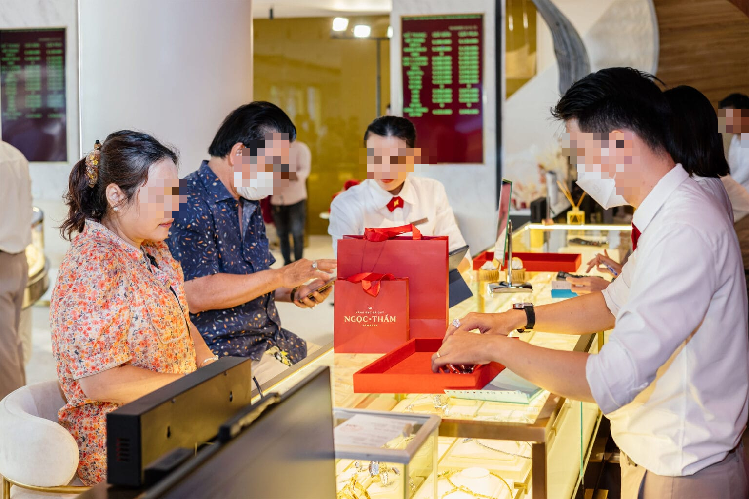 2 công ty vàng bạc đá quý bị phạt gần 1,8 tỉ đồng- Ảnh 1.