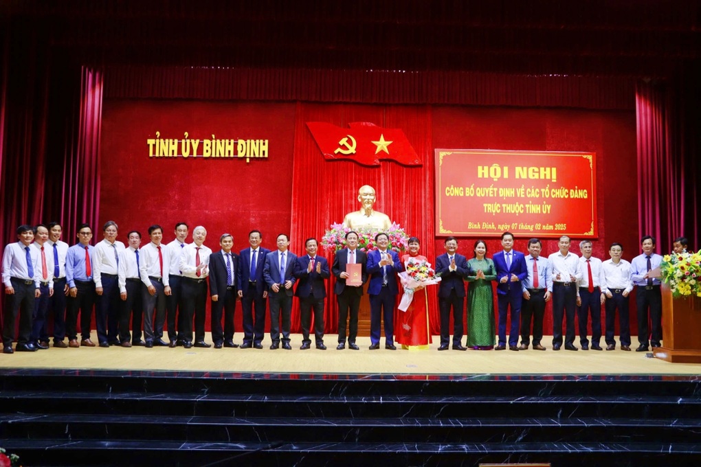 Chủ tịch tỉnh Bình Định nhận thêm chức vụ mới - 2