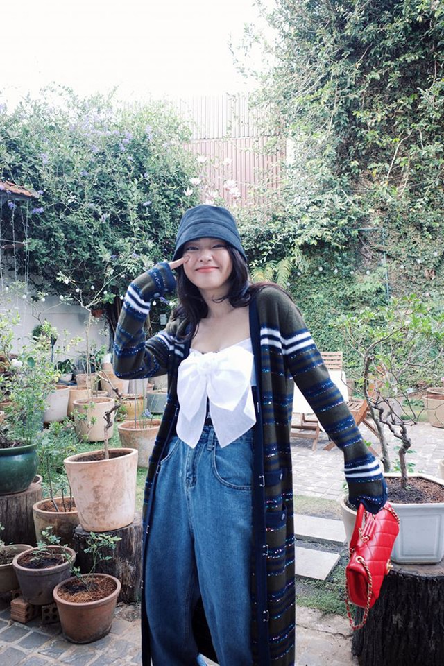 Từ công sở thanh lịch đến dạo phố phóng khoáng với áo cardigan dáng dài- Ảnh 6.