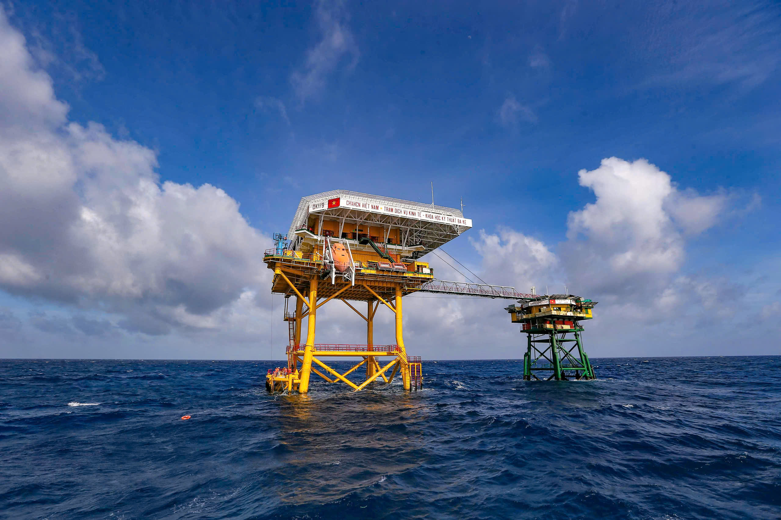 KỶ NIỆM 70 NĂM NGÀY THÀNH LẬP HẢI QUÂN NHÂN DÂN VIỆT NAM (7.5.1955 - 7.5.2025):  Lời thề giữa trùng khơi - Ảnh 5.