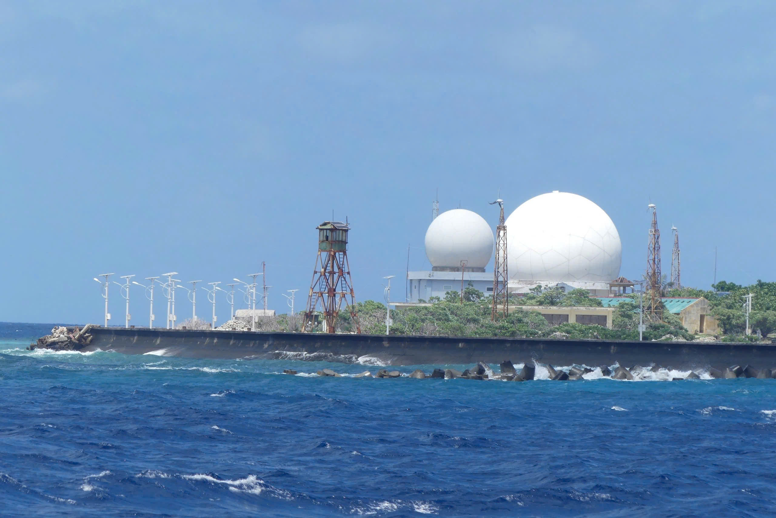 KỶ NIỆM 70 NĂM NGÀY THÀNH LẬP HẢI QUÂN NHÂN DÂN VIỆT NAM (7.5.1955 - 7.5.2025):  Lời thề giữa trùng khơi - Ảnh 7.