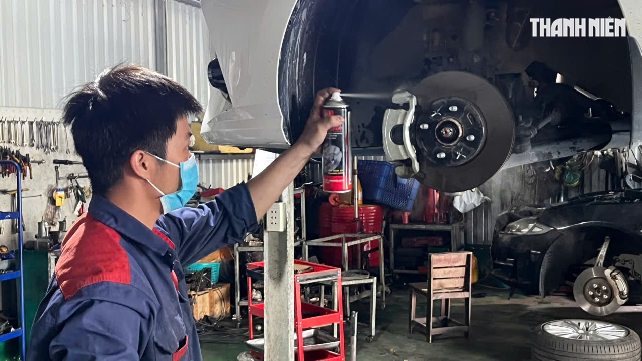 Vì sao không nên kéo phanh tay ô tô ngay sau khi rửa xe?- Ảnh 3.