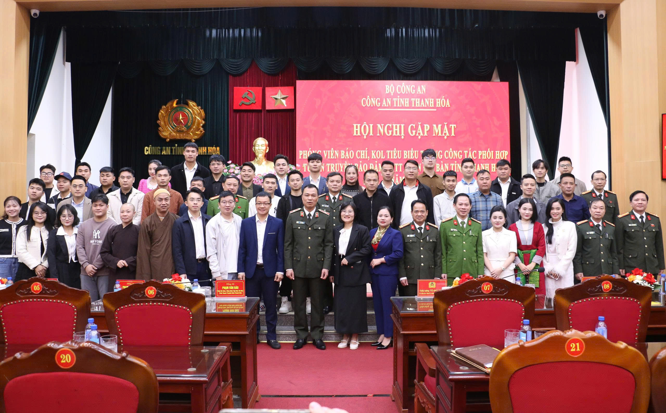 Giám đốc Công an thanh hóa kêu gọi phóng viên và KOL lan tỏa thông tin tích cực - Ảnh 5.