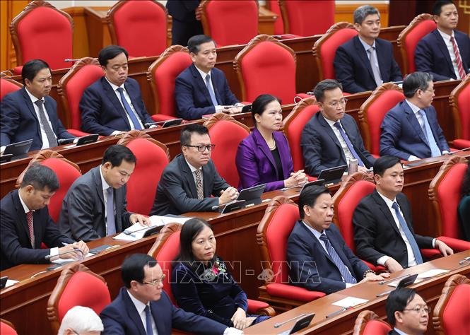 Thống nhất giới thiệu nhân sự tham gia Bộ Chính trị, Ban Bí thư khóa XIV, tái cử và tham gia lần đầu - Ảnh 2.