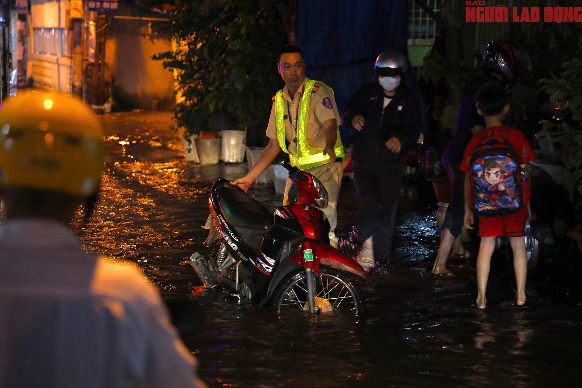 - Ảnh 7. - Ảnh 7.