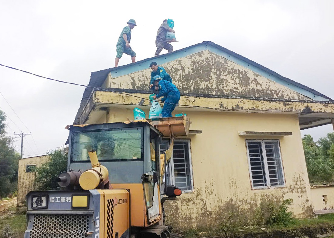 Ứng phó bão Kalmaegi, Chủ tịch Đà Nẵng yêu cầu 3 thủy điện hạ mực nước hồ chứa - Ảnh 6.