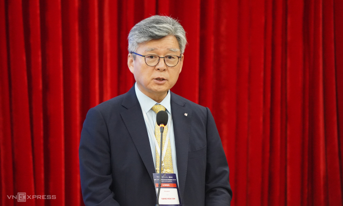 Chủ tịch Viện Khoa học và Công nghệ Hàn Quốc Oh Sang Rok  tại hội thảo. Ảnh: Lưu Quý