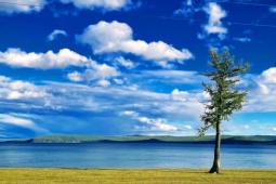 Nữ du khách Việt nao lòng trước 'viên ngọc xanh' giữa thảo nguyên ở Mông Cổ