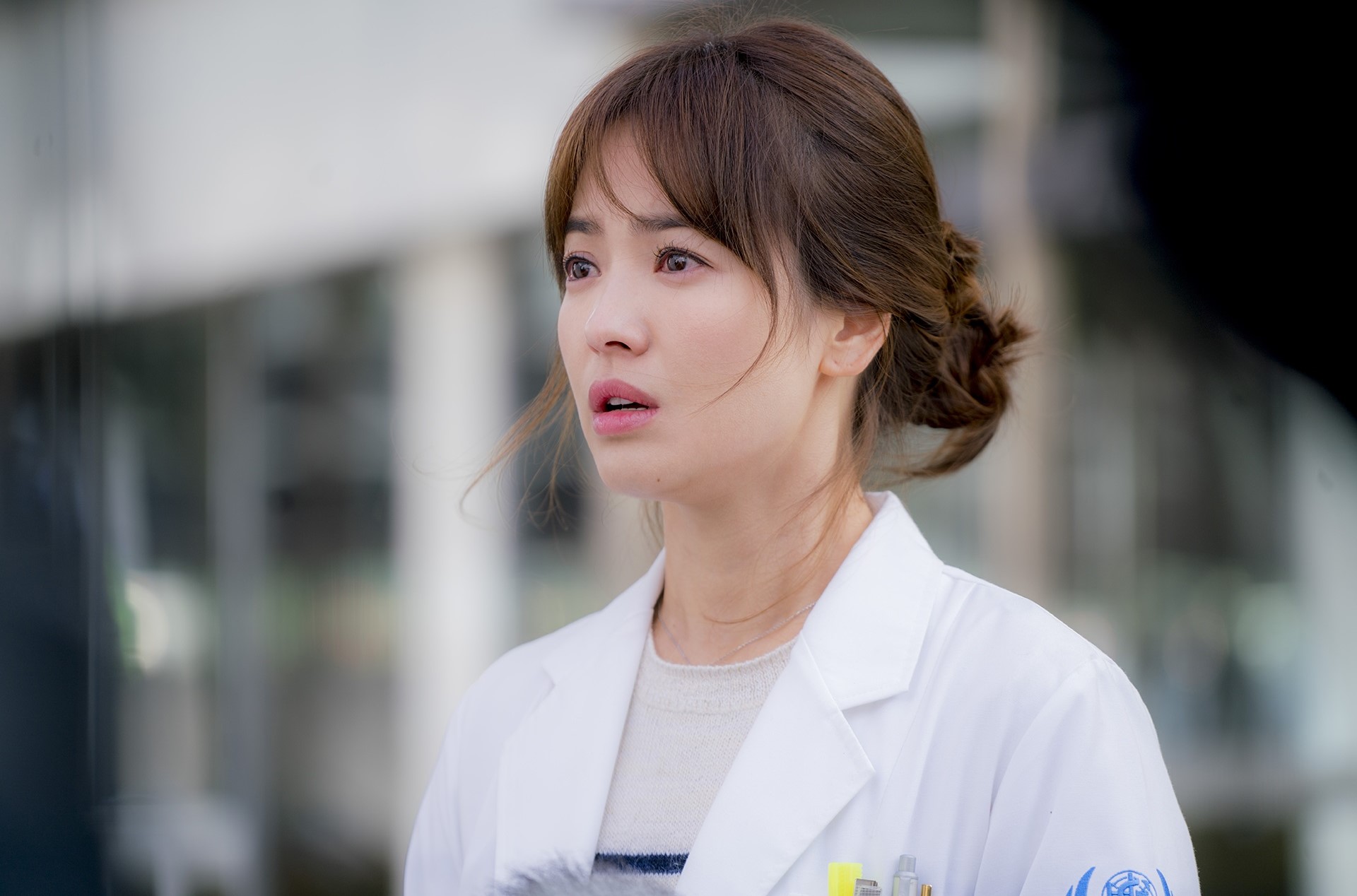 10 nữ bác sĩ đẹp nhất Hàn Quốc: Song Hye Kyo xếp sau Park Shin Hye, hạng 1 thách ai tìm được điểm chê đấy!- Ảnh 7.