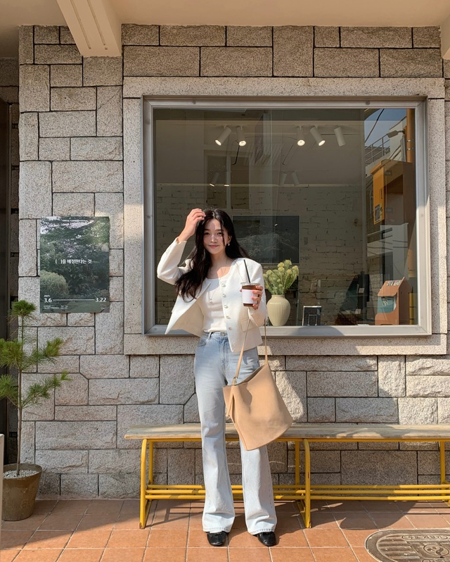 Sức mạnh của phối đồ: Biến quần jeans đơn giản trở nên sang xịn mịn hơn gấp bội với 10 công thức- Ảnh 2.