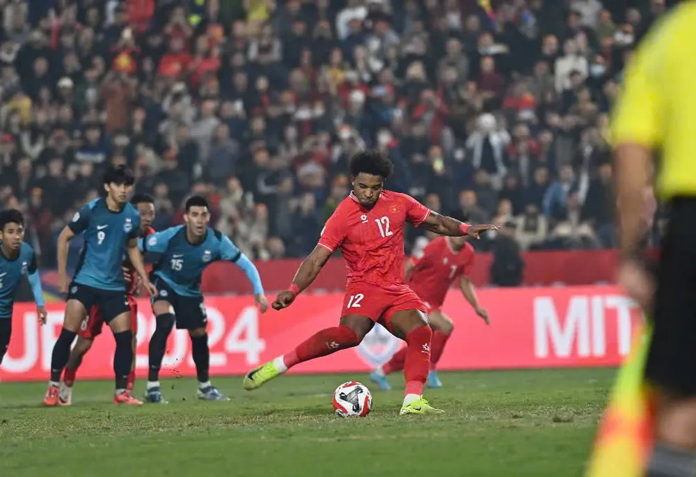 hlv-kim-sang-sik-dua-xuan-son-sang-lao (1).jpg