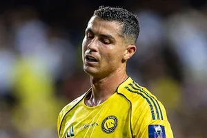 Cristiano Ronaldo bất ngờ tiết lộ thời điểm treo giày