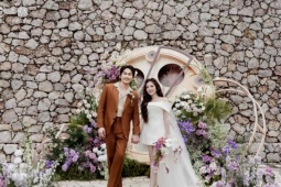 Lễ thề nguyện bên Hồ Tây của Đình Tú - Ngọc Huyền