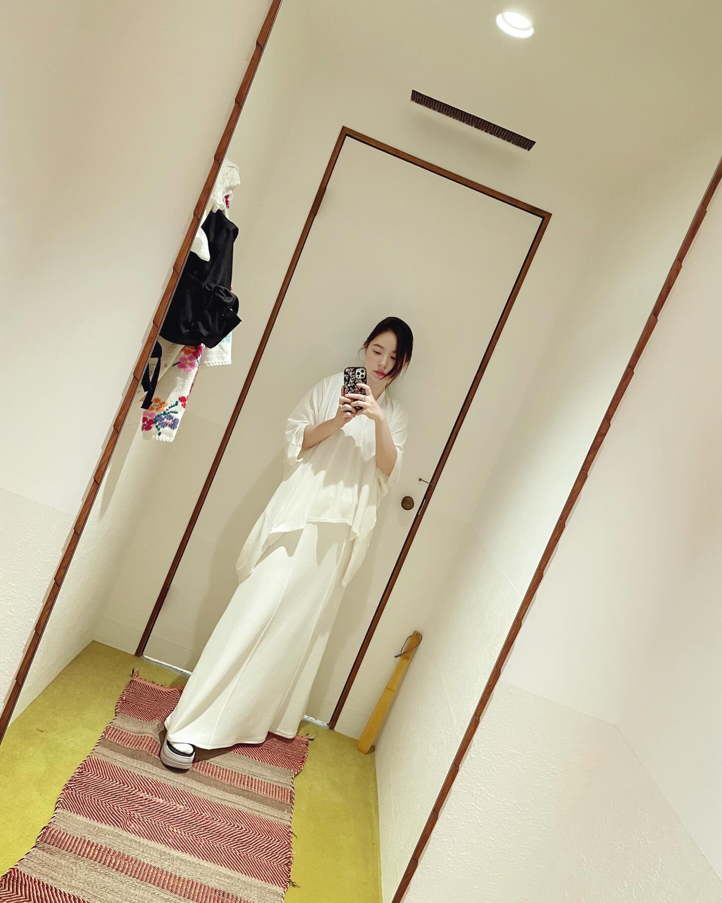 Minh tinh có body nóng bỏng bị soi tăng cân, cách đáp trả là sách mẫu cho phụ nữ U40- Ảnh 14.