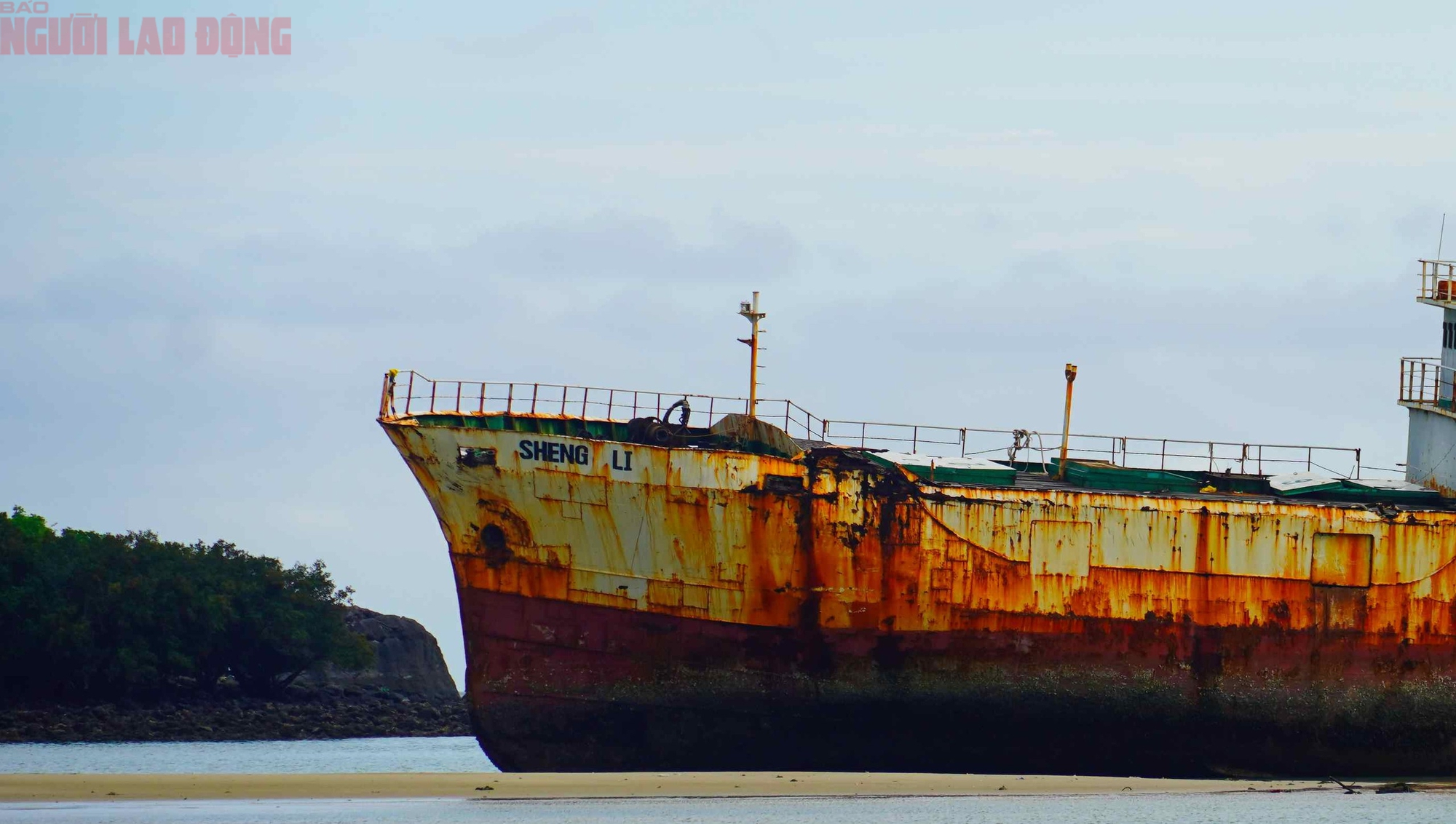Tàu "Sheng Li" rời Côn Đảo, khép lại hành trình con tàu bỏ hoang từng gây sốt mạng xã hội 3 Tàu