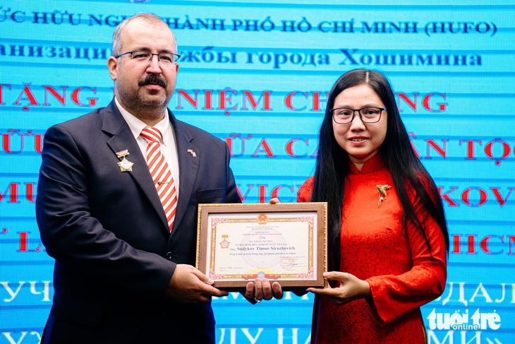 Họp mặt kỷ niệm 108 năm Cách mạng Tháng 10 Nga tại TP.HCM - Ảnh 4.