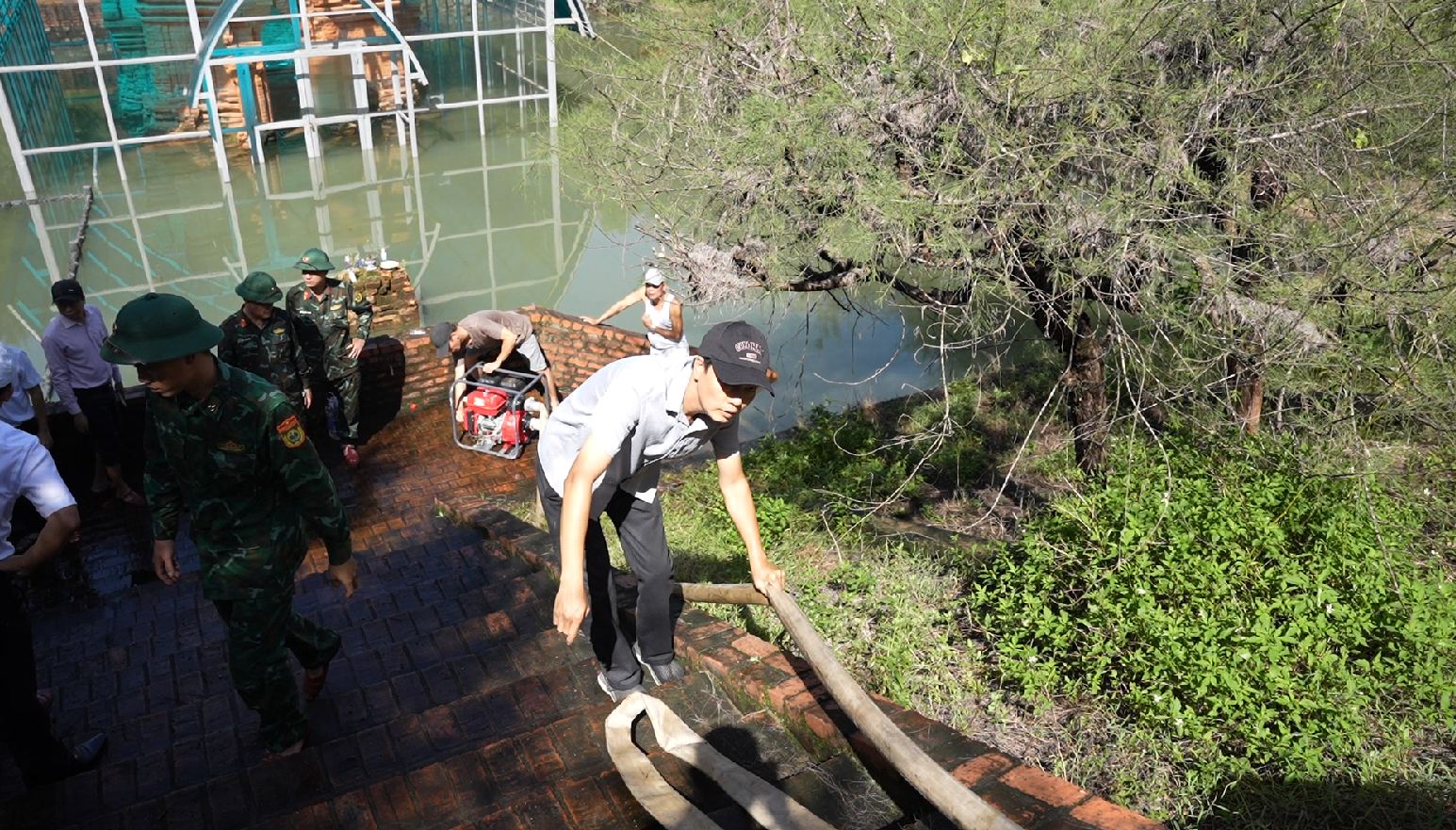 Tháp Chăm ở Huế ngập nhiều ngày, lãnh đạo thành phố phê bình chính quyền địa phương- Ảnh 2.