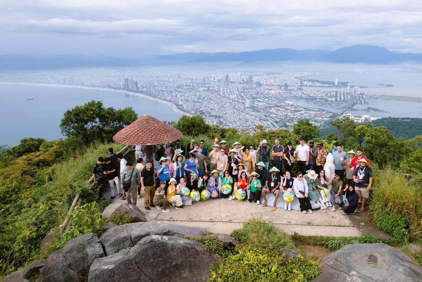 Đà Nẵng là trung tâm du lịch tầm cỡ, nhưng...- Ảnh 2.