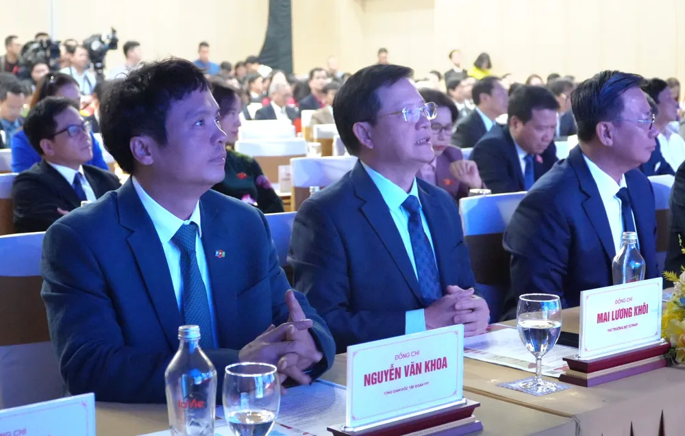 Các đại biểu tham dự buổi lễ. Ảnh: Hoàng Huy DSC00343 (1).JPG