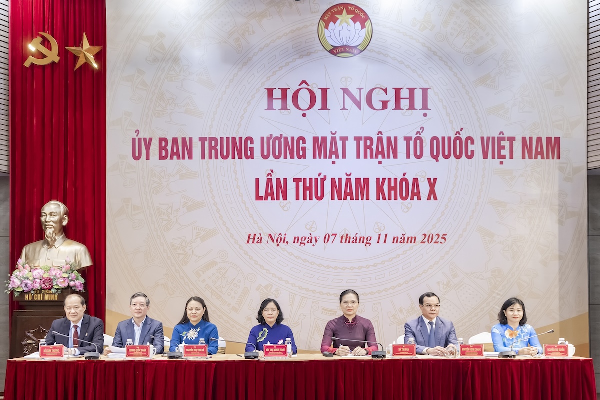 Đề xuất không công bố công khai điểm thi, điểm kiểm tra của học sinh 2 học sinh - Ảnh 2.