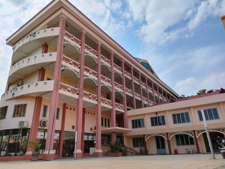 Trường Trung cấp Mỹ thuật - Văn hóa Bình Dương.