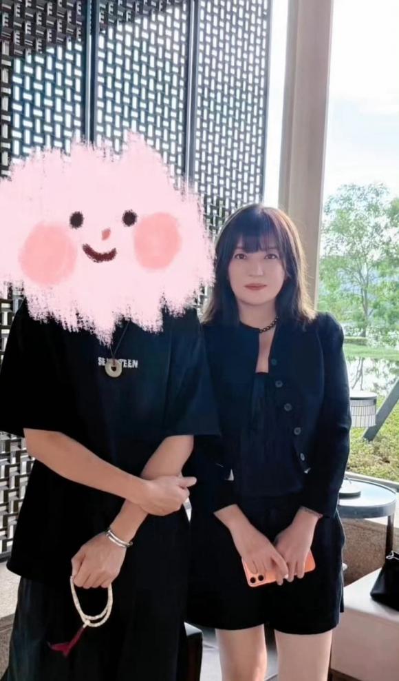 Triệu Vy, Hoàn châu cách cách, sao hoa ngữ