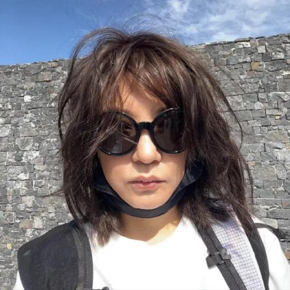 Triệu Vy, Hoàn châu cách cách, sao hoa ngữ