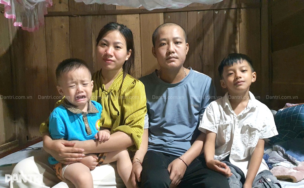 Bản nghèo Điện Biên mong níu giữ tính mạng chiến sĩ trẻ hết lòng vì dân - 3