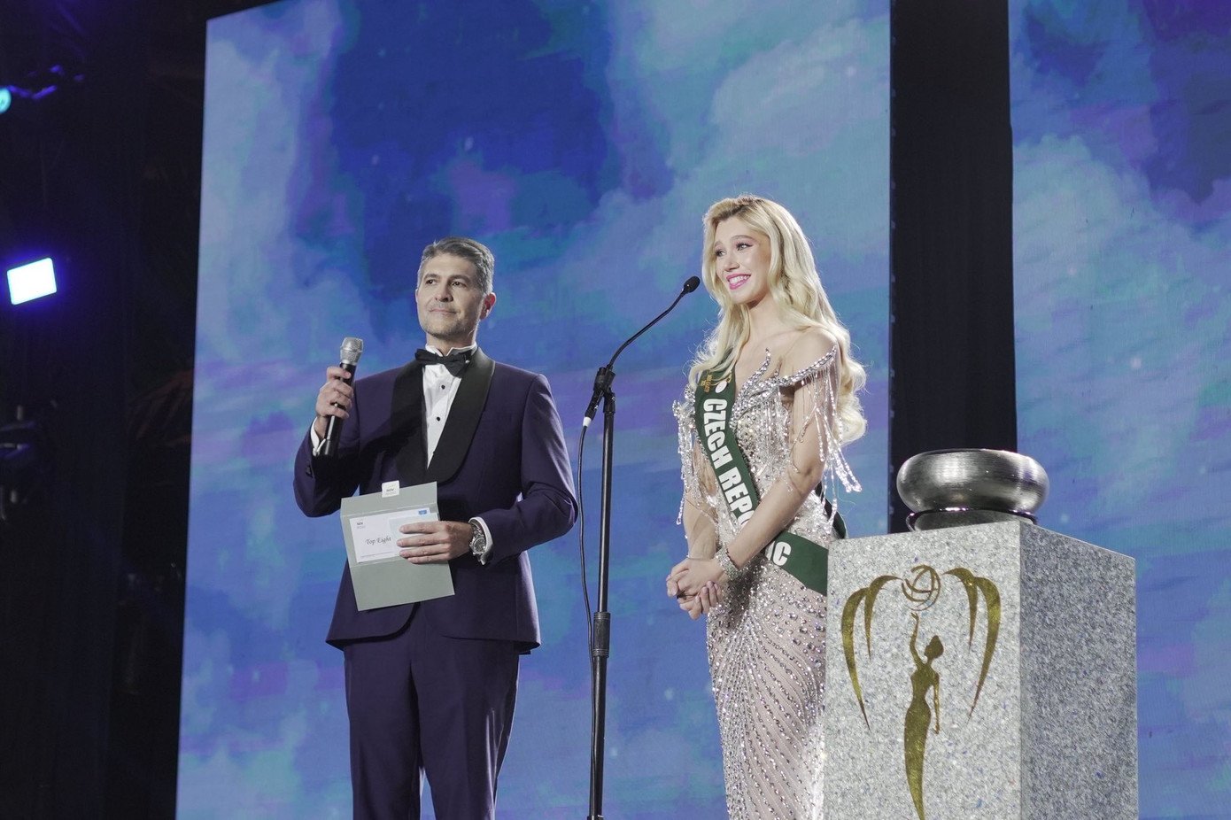 Chung kết Hoa hậu Trái Đất 2025 buồn tẻ 4 Chung kết Hoa hậu Trái Đất 2025 buồn tẻ - 6