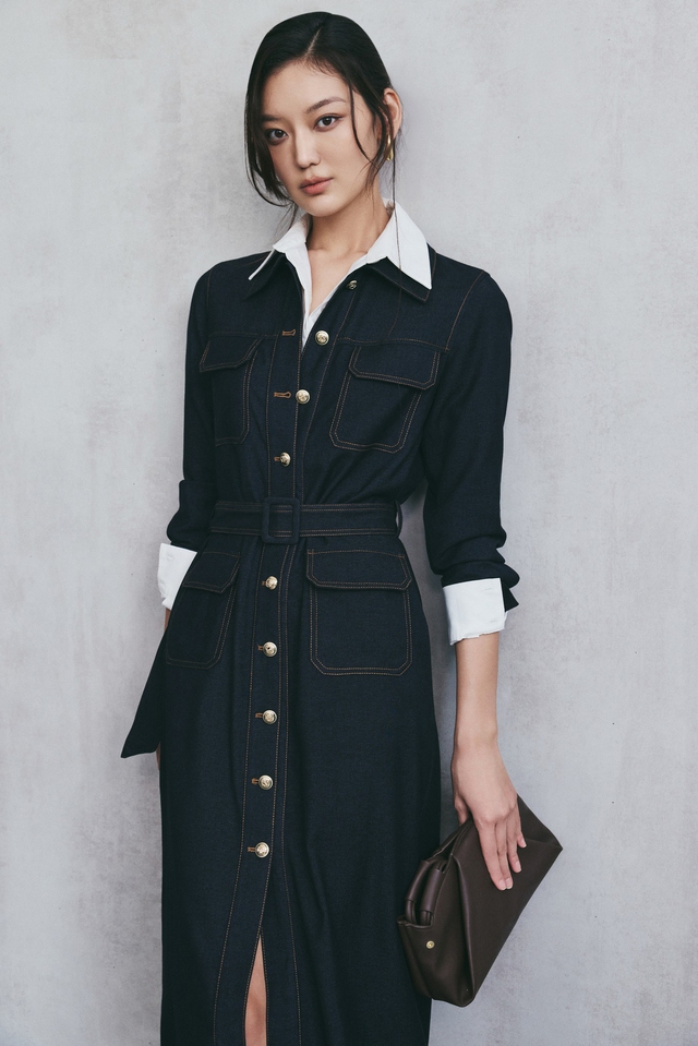 Tạo nên phong thái riêng từ váy denim, chân váy denim 4 Tạo nên phong thái riêng từ váy denim, chân váy denim - Ảnh 4.