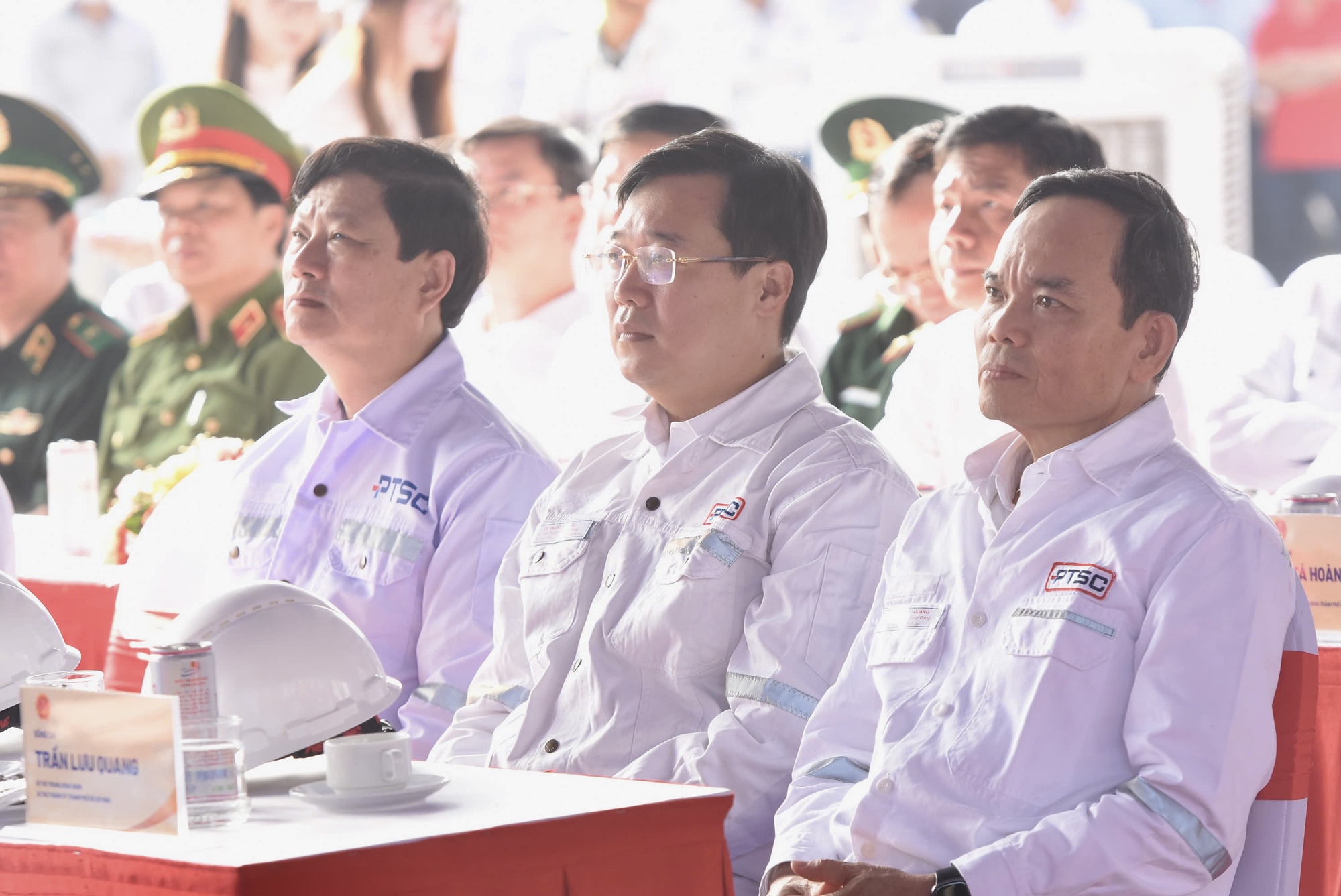 Bí thư Thành ủy TP HCM Trần Lưu Quang dự lễ hạ thủy và gắn biển công trình tại Petrovietnam - Ảnh 3.