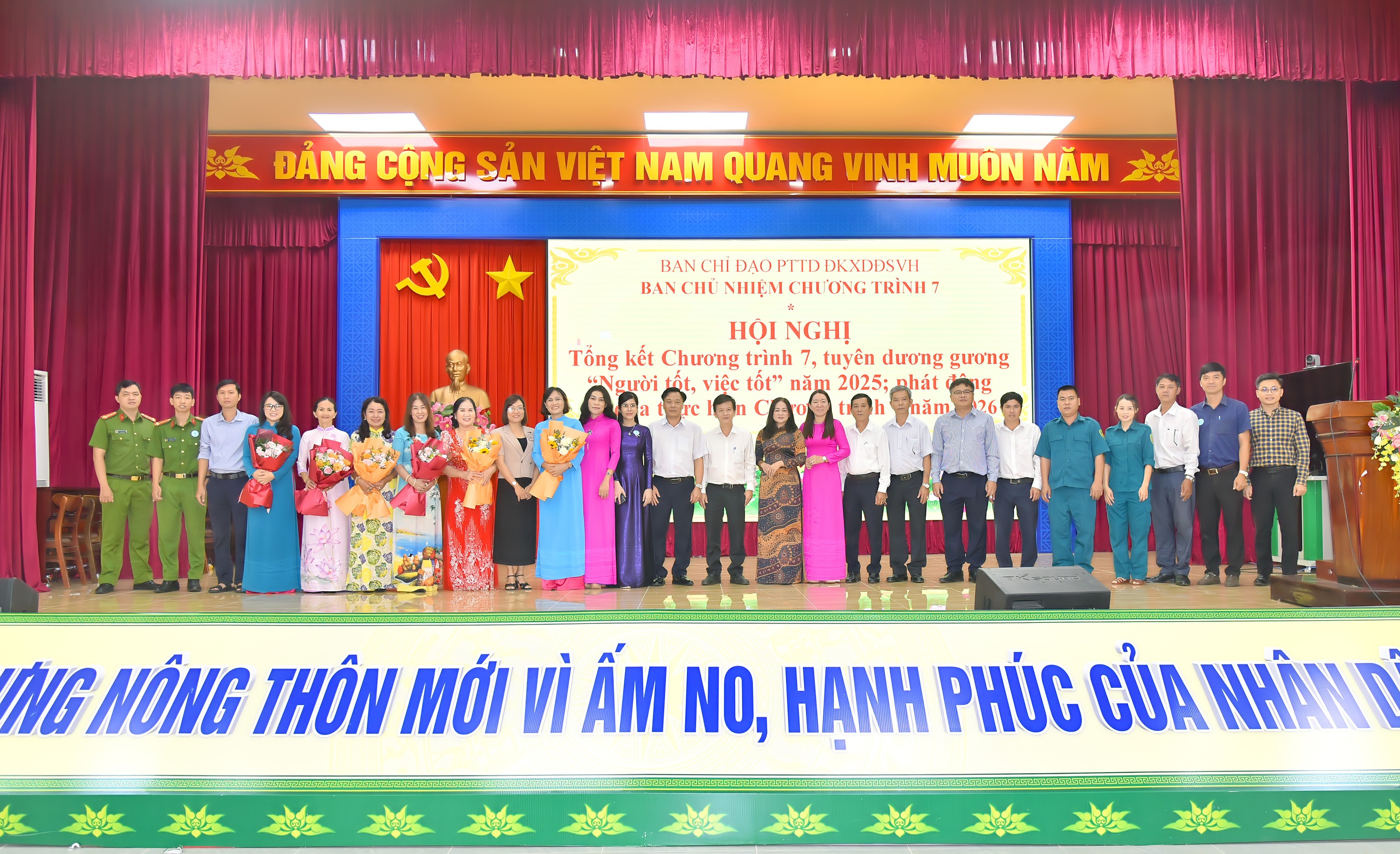 Tuyên dương 29 gương Người tốt , việc tốt tại xã Dầu Giây , Đồng Nai - Ảnh 8.