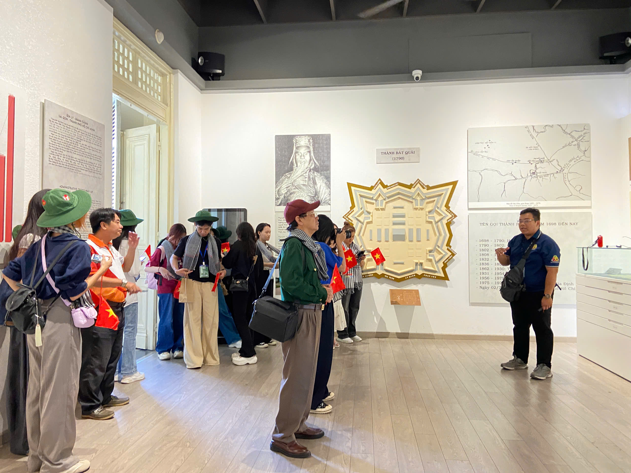  Dịp lễ 30-4: Rợp khách đi Suối Tiên, Củ Chi, tour Biệt động Sài Gòn  - Ảnh 10.