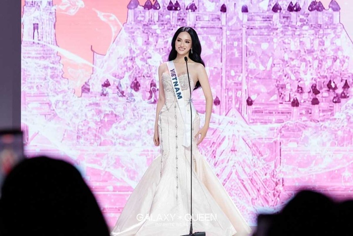 Chiến lược thời trang thông minh của Hương Giang tại Miss Universe 2025