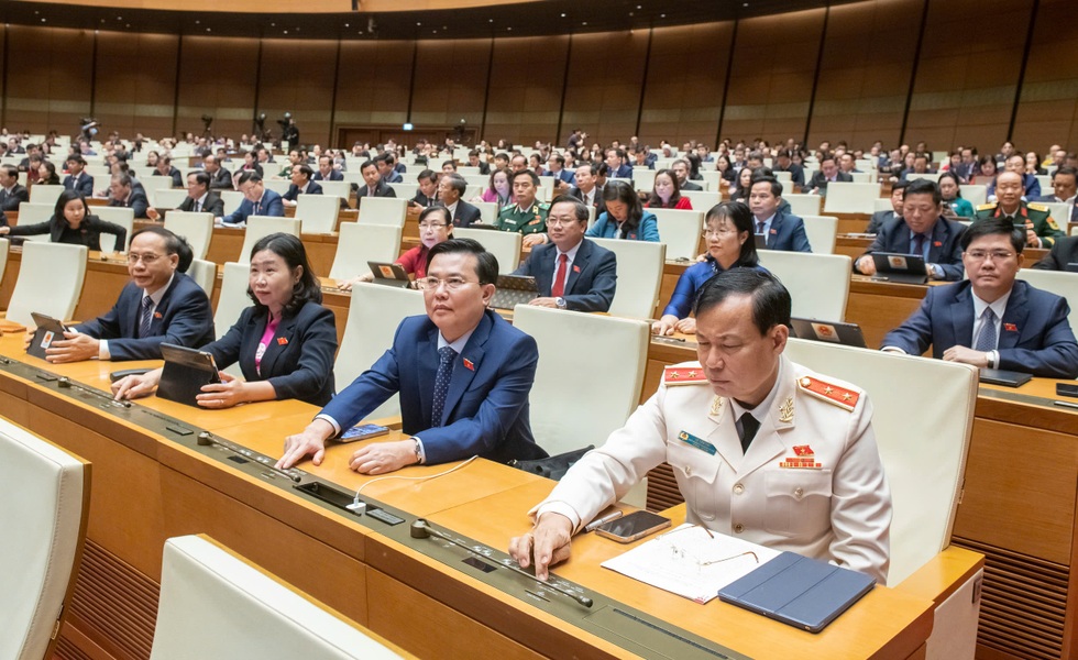 “Quốc hội chuyển từ làm luật để quản lý sang kiến tạo phát triển” - 2