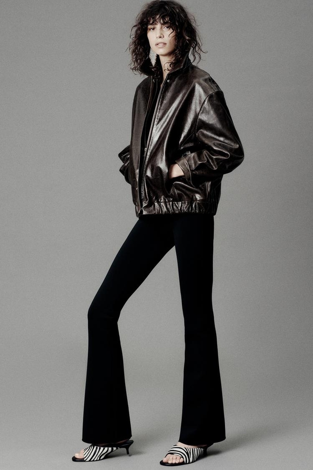 Áo khoác bomber là mảnh ghép ‘phá đảo’ thời trang đường phố- Ảnh 4.