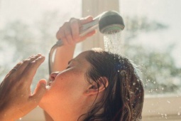 9 nguyên tắc vàng khi tắm trong mùa lạnh để không rước bệnh