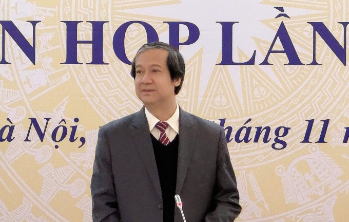 Bộ trưởng Giáo dục và Đào tạo Nguyễn Kim Sơn, Chủ tịch Hội đồng Giáo sư nhà nước tại cuộc họp ngày 2/11. Ảnh: HĐGSNN