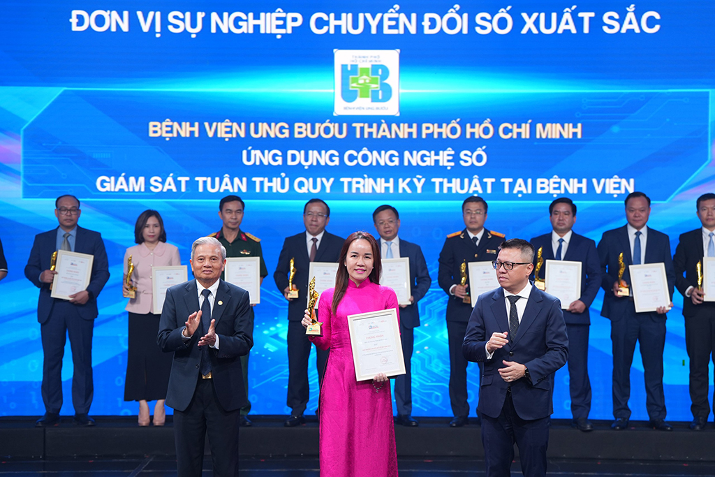 TP.HCM trong kỷ nguyên số: Trợ lý AI và số hóa ở bệnh viện - Ảnh 3.