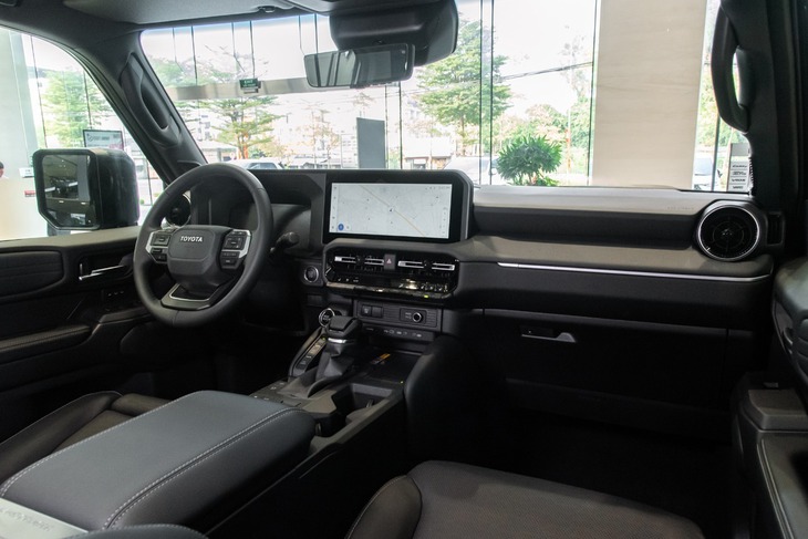 'Toyota Land Cruiser Prado bị chê nhưng lại là chỉ số vàng' 2 Toyota Land Cruiser Prado - Ảnh 7.