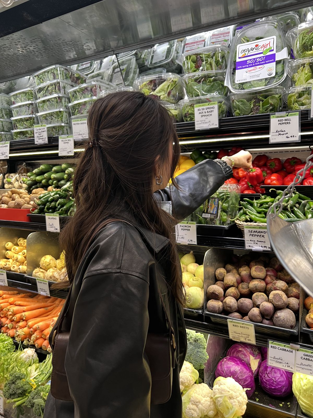 Tin nhắn sao kê tiền đi chợ gây tranh cãi- Ảnh 2.