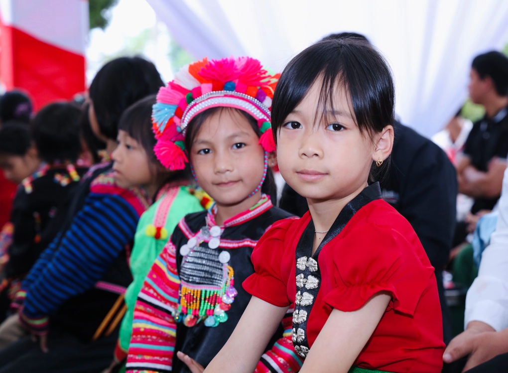 Xây dựng trường nội trú nơi vùng biên là nhiệm vụ trọng tâm - 3