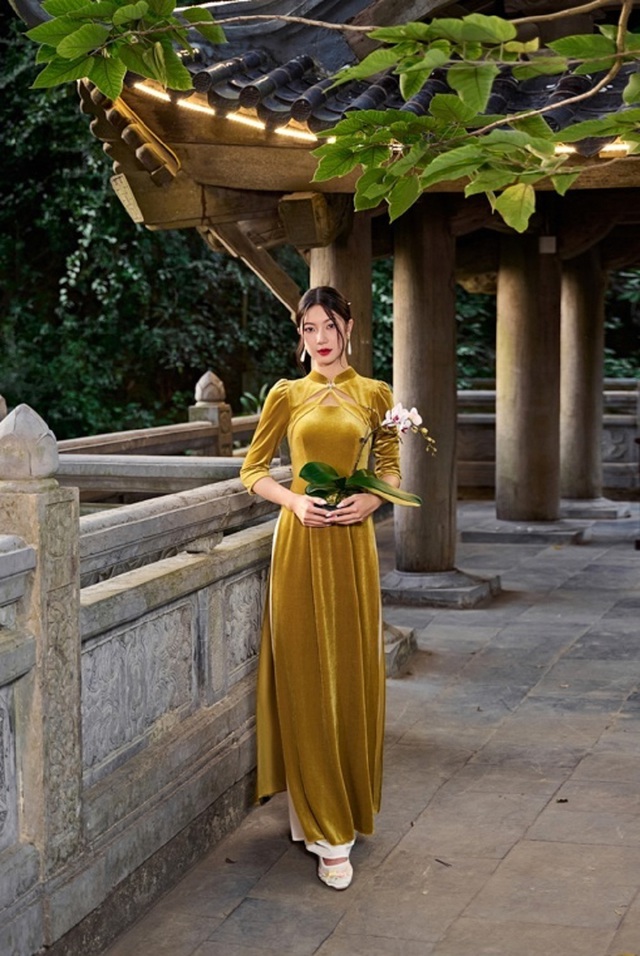 'Ăn điểm' tuyệt đối cho những buổi dạ tiệc với vải nhung- Ảnh 8.