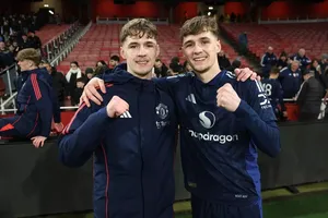 Truyền thống lịch sử 88 năm của MU được cứu vãn