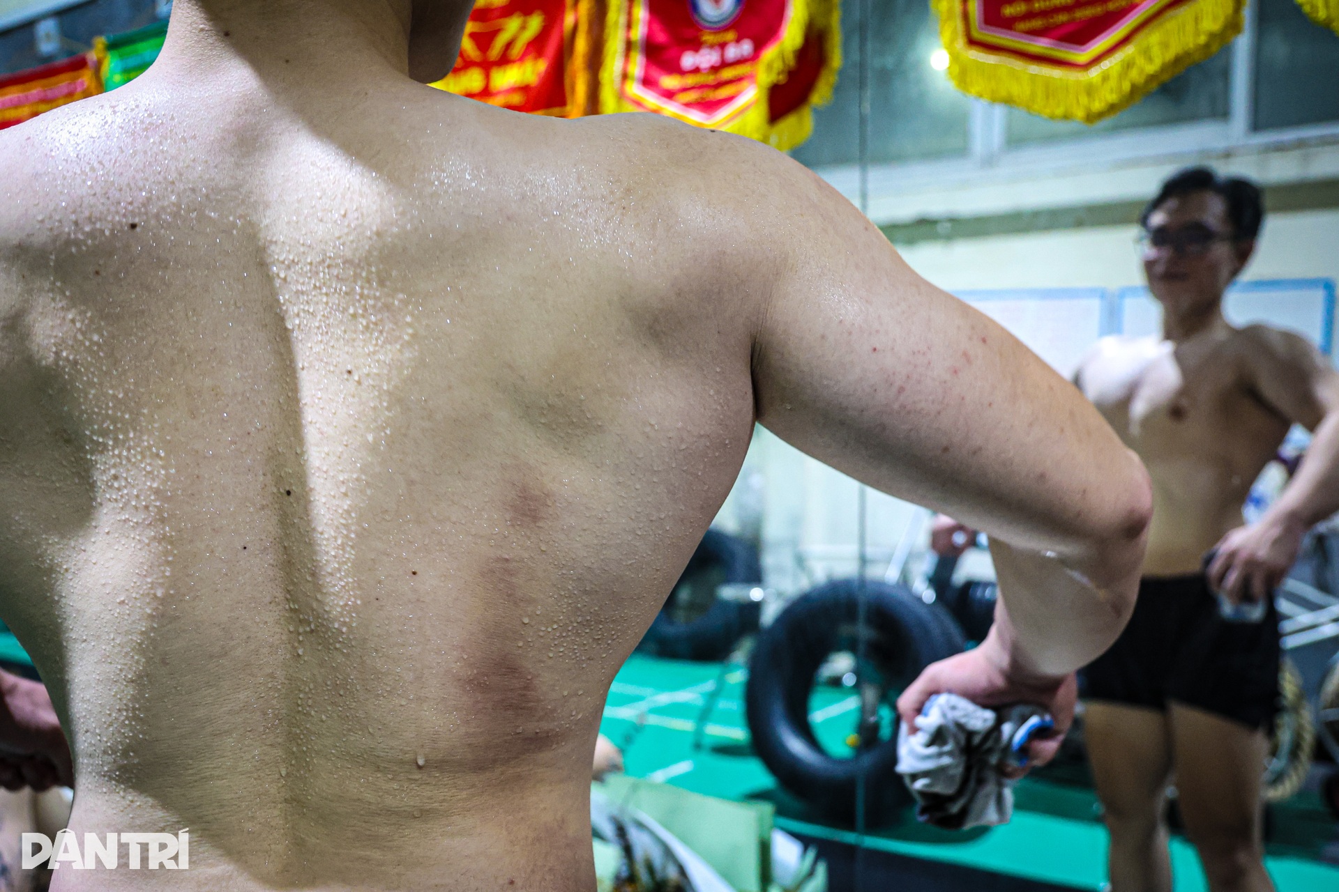 Lò luyện kéo co Việt Nam ngày đêm chuẩn bị cho SEA Games đầu tiên - 10