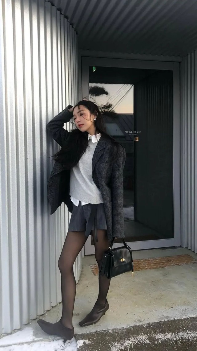 Giữ ấm mà vẫn khoe dáng chuẩn với quần tất mùa thu đông- Ảnh 7.