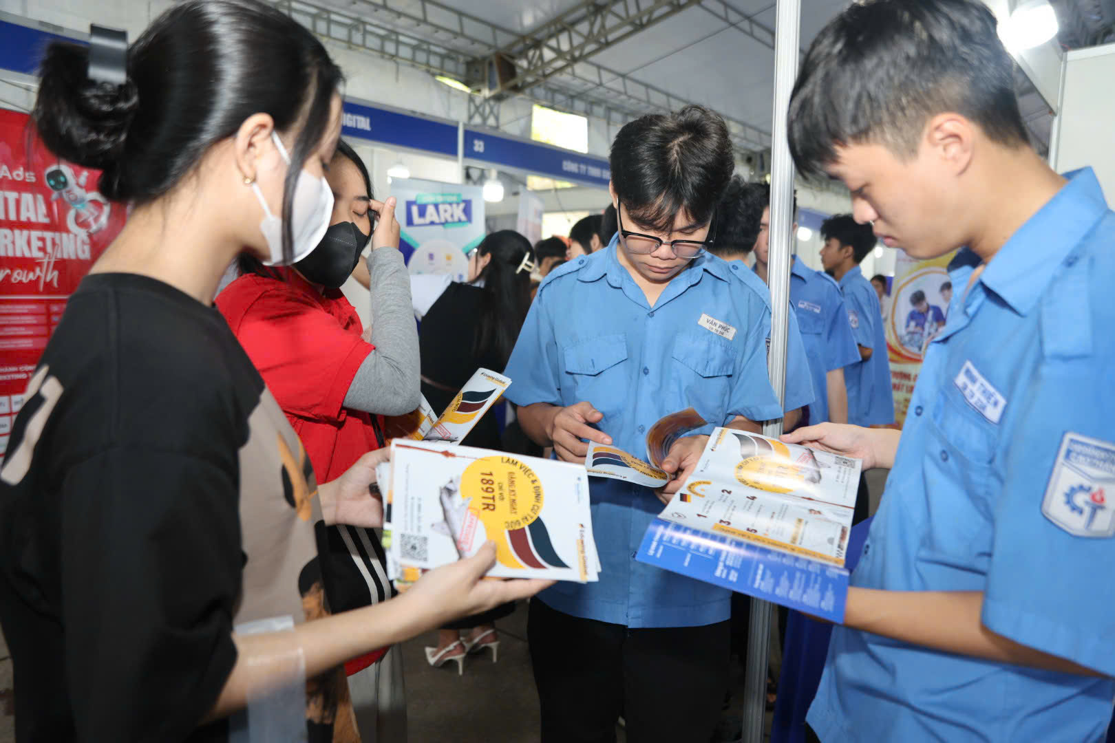 Job Link: Bí mật giúp nhận việc nhanh hơn cả trăm hồ sơ online - Ảnh 13.